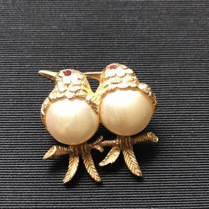 Vintage Brooch Rhinestone And Faux Pearl Birds on Branch Brooch Pin Gold-Tone
